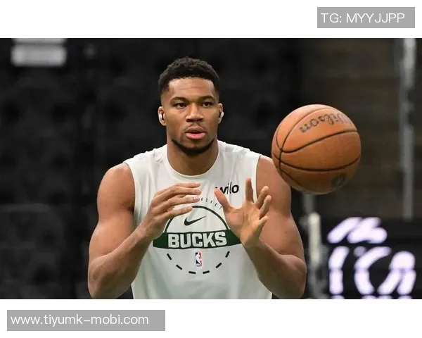 名记透露联盟普遍看法字母哥与AD交易或将推迟至休赛期